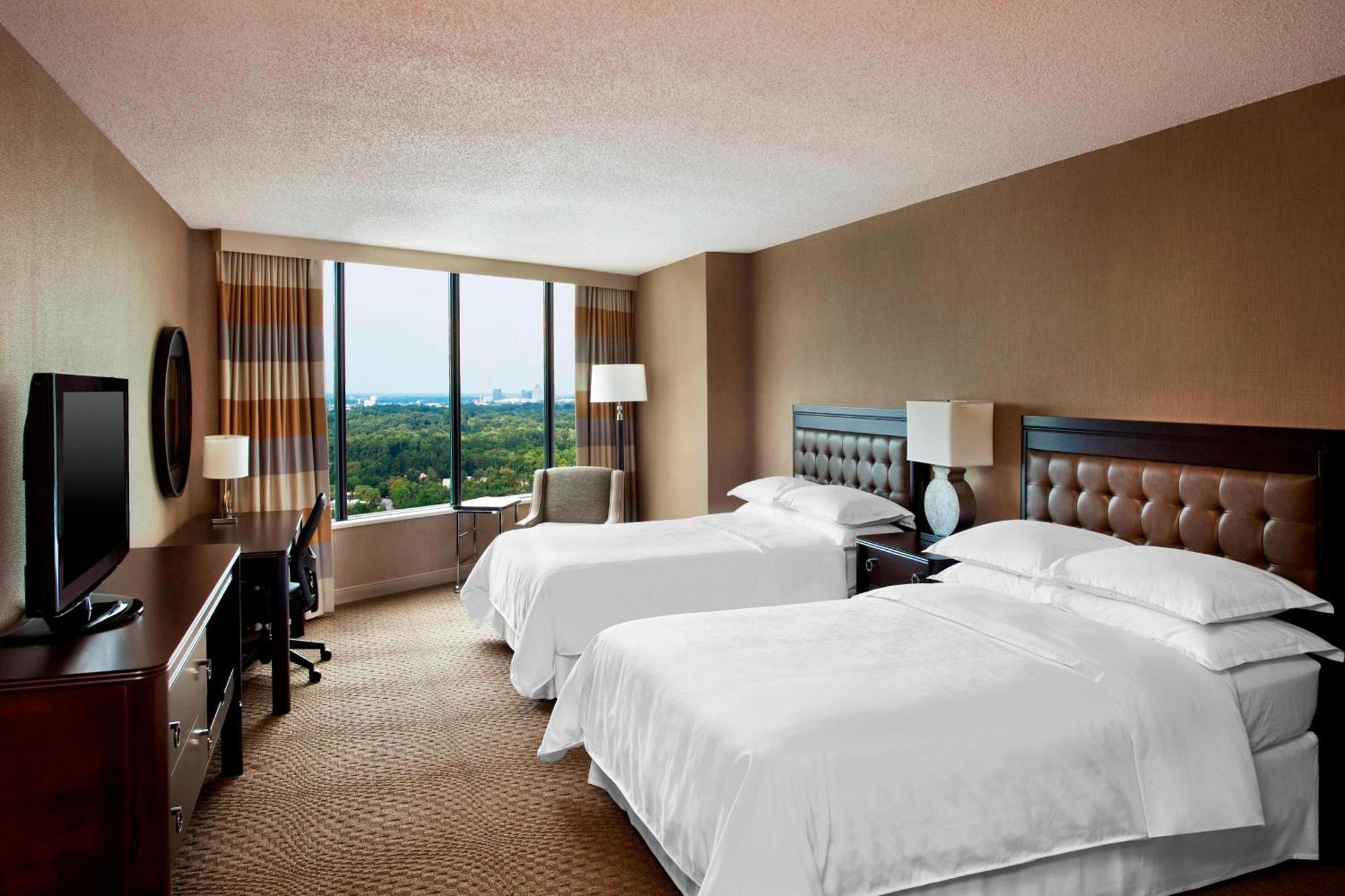 Sheraton Greensboro Room photo